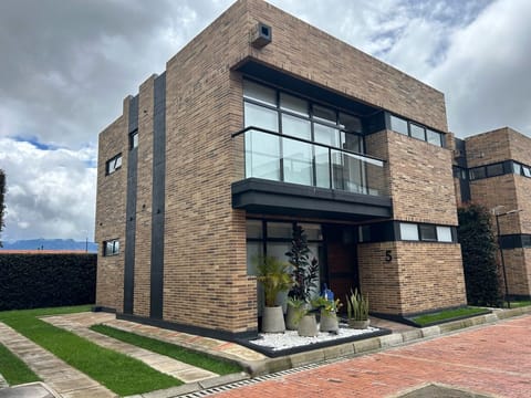 Se Vende Casa Conjunto Cerrado Chia Fonqueta en Chía (Municipio)