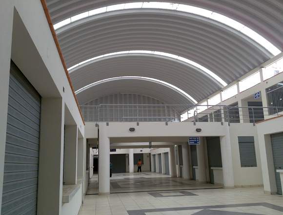 LOCALES COMERCIALES EN CENTRO COMERCIAL