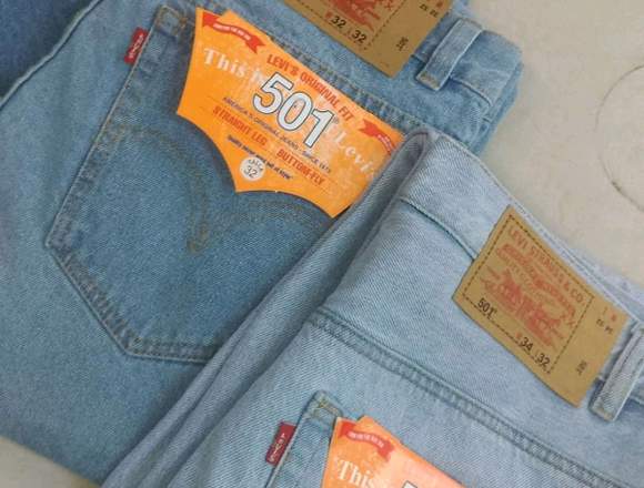 Jeans Levi's para dama y caballero en Medellín (Municipio)