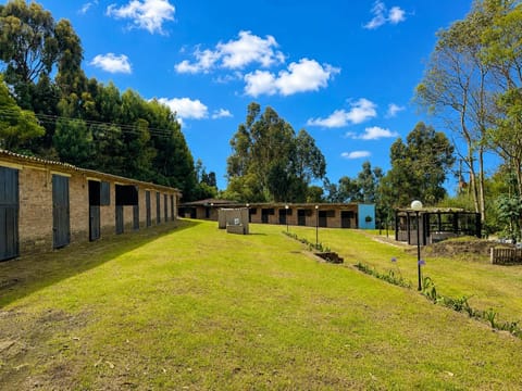 Finca en Arriendo Facatativa con pesebreras Alto del Vino en El Rosal (Municipio)