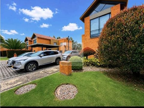 Casa en arriendo Hacienda Fontanar Chía