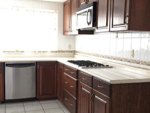 CASA EN VENTA EN MISION SAN CARLOS, QUERETARO