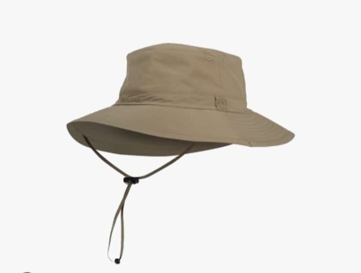 Gorra tipo sombrero para uniformes operativos en Quito (Cantón)