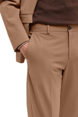 Pantalón de tela para uniformes administrativos en Quito (Cantón)