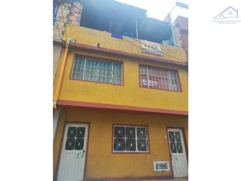 VENTA/PERMUTA CASA PATIO BONITO II SECTOR RENTABLE