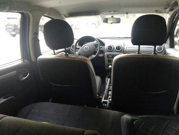Renault Sandero 2012, Stepway 1.6 HB en Santiago (Comuna)