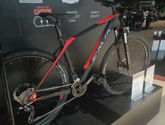 MTB CARBONO MARCA SAVA en Las Rozas de Madrid (Municipio)