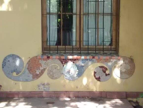 Mosaicos en superficies en Santiago (Comuna)