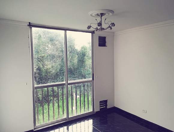 Se arrienda apartamento en picaleña
