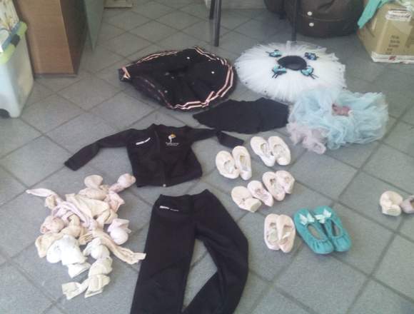 Faldas Ballet Talla 6/9 Zapatillas Talla 29 en Morán (Municipio)