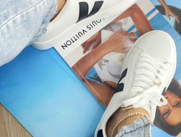 TENIS VEJA Estrena Veja y Marca la diferencia! en Cartagena (Municipio)