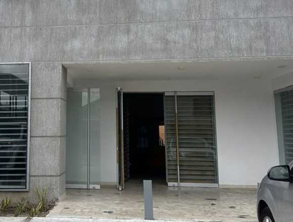 LOCAL COMERCIAL EN ALQUILER EN SANTA CECILIA. L24 en Valencia (Municipio)