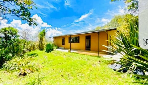 Venta Casa Finca vía carretera Rionegro La Ceja