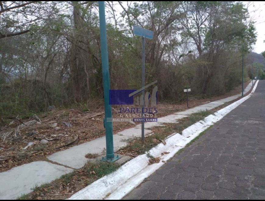 Venta terreno Residencial CampoGolfCalandrias T527 en Zihuatanejo de Azueta (Municipio)