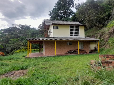 CASA FINCA EN VENTA EN LA VIA NOCAIMA CUNDINAMARCA en Nocaima (Municipio)