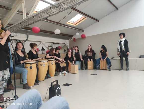 Clases de percusión y canto en Barcelona (Municipio)