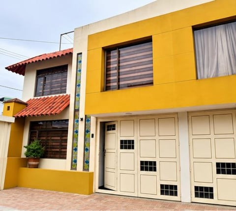 CASA EN VENTA CONJUNTO CERRADO REFUGIO LOS CEDROS IPIALES NARIÑO en Ipiales (Municipio)