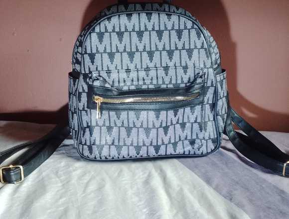 🎒 Mochila elegante y práctica en Distrito Central (Municipio)
