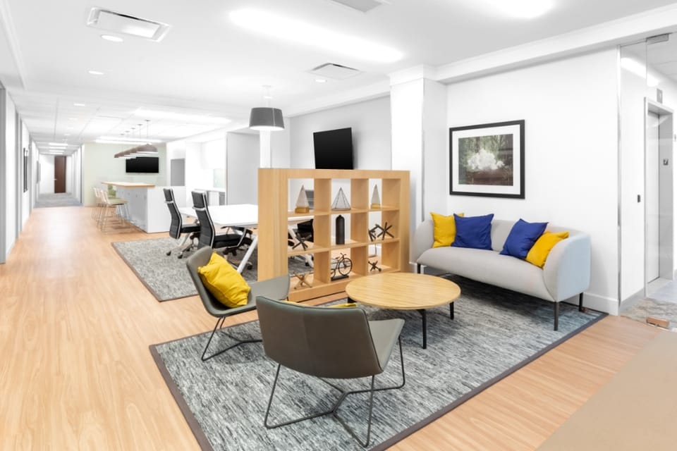 Soluciones de espacio de trabajo en Regus Cali, Edificio The C en Santiago de Cali (Municipio)