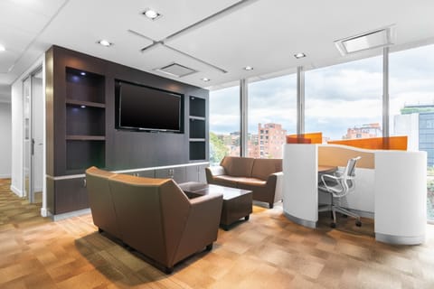 Soluciones de espacio de trabajo en Regus BOGOTA, La Noventa