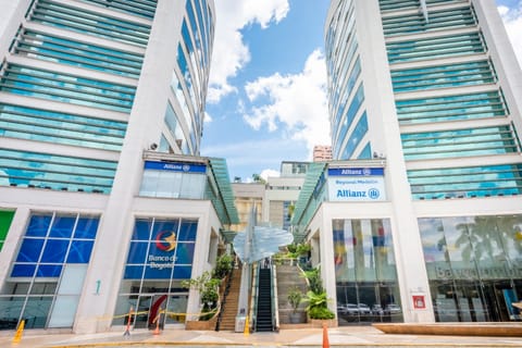 Opciones de espacio de trabajo en Regus San Fernando Plaza, Medellín en Medellín (Municipio)