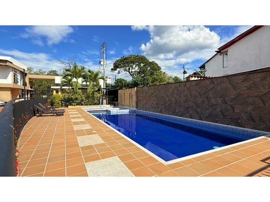 Venta de Casa Moderna en Conjunto Cerrado Sector Aparco – Ibagué
