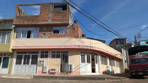 Venta Casa Esquinera con Rentas en Belalcázar – Ibagué en Ibagué (Municipio)