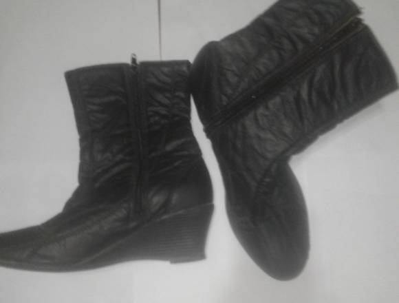 Botas taco chino- 3/4 - Usadas excelente estado