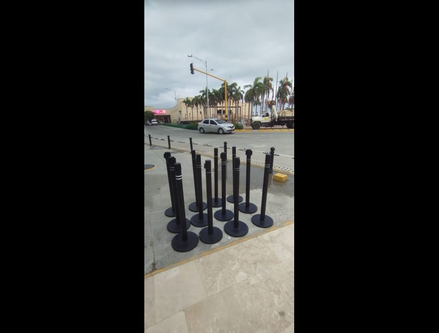 ALQUILER SEPARADORES DE FILA O CATENARIAS en Cartagena (Municipio)