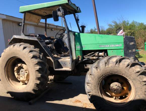 Vendo Tractor Valmet en Alto Bío Bío (Comuna)
