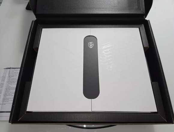 Alienware x14 r2 14" 13.ª generación Intel i7