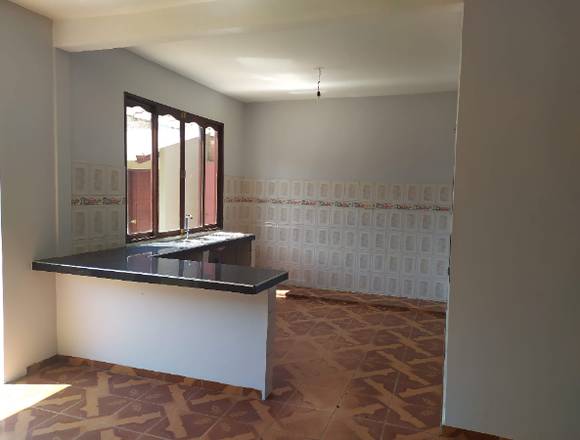 Casa en ventas, de dos plantas en Santa Cruz (Localidad)