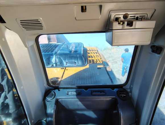 RETROESCABADORA CAT 320D AÑO 2017 COMO NUEVA!