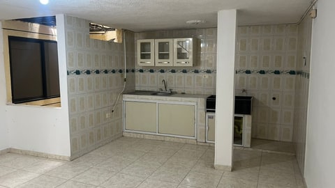 Arriendo apartamento barrio el Dorado 2do piso, Cali en Santiago de Cali (Municipio)