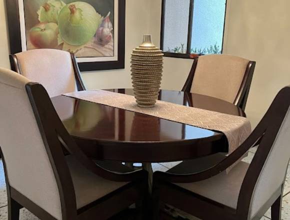 Vendo juego de comedor americano City Fyrniture en Barranquilla (Municipio)