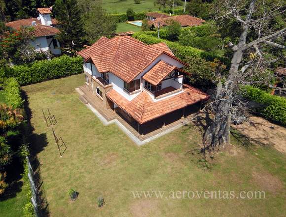 CASA CAMPESTRE EN VENTA