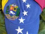 GORRA CON LA BANDERA VENEZOLANA en Marbella (Municipio)