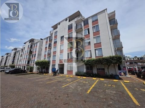 ARRIENDO APTO TERCER PISO ALTOS DE MANARE 2.