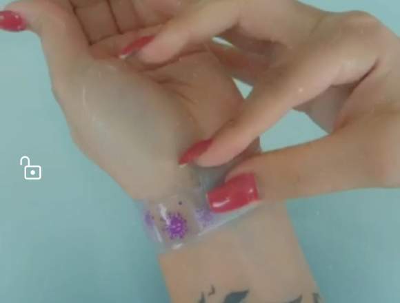 Pulsera despachadora con gel antibacterial