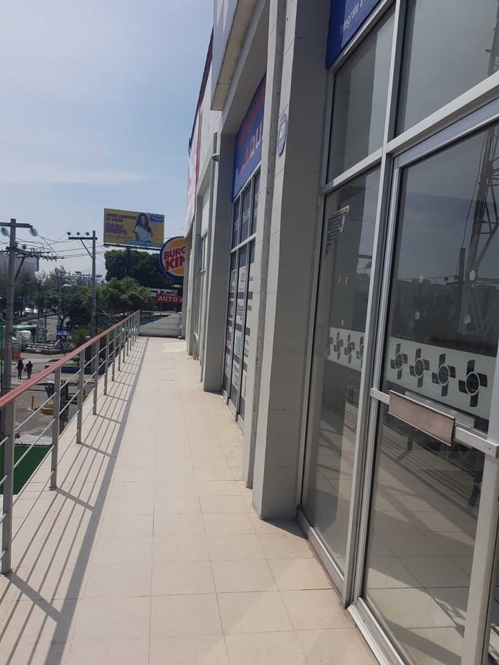 Local comercial en Plaza Ermita, Cerro de la Estrella
