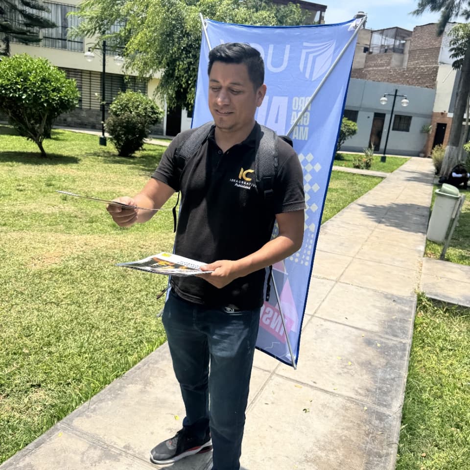 MOCHILA PUBLICITARIA TIPO ARAÑA PARA ACTIVACIONES