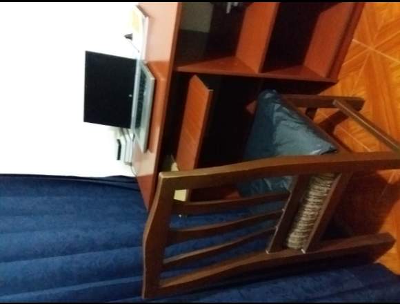 VENDO ESCRITORIO, PRECIO NEGOCIABLE - PAGO EN EFEC en Bogotá, D.C. (Municipio)