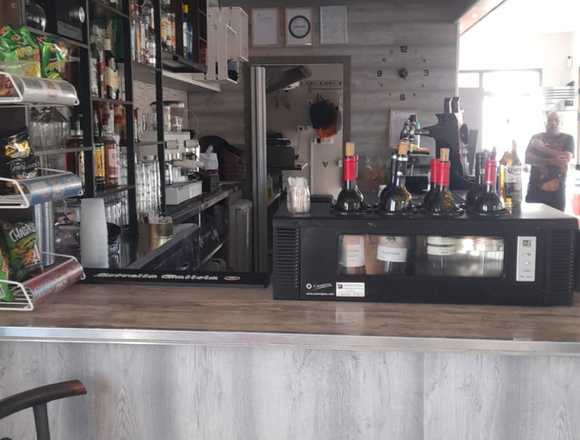 Bar café con cocina necesita personal para tarde en Asturianos (Municipio)