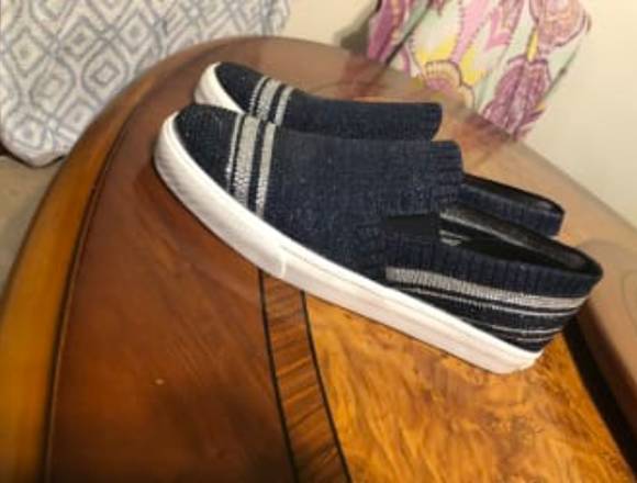 Vendo unos zapatos marca I.N.C a excelente precio