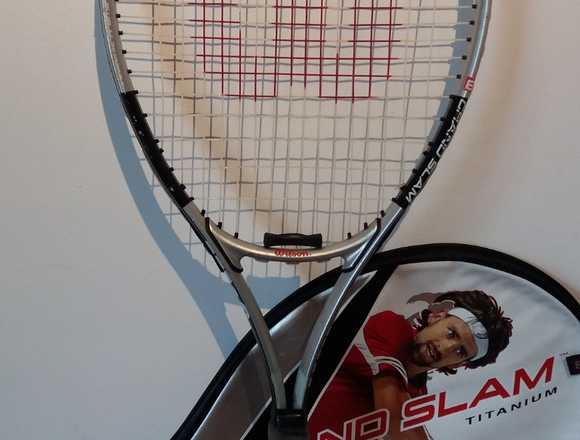 Raqueta de tenis wilson Gran Slam en Santiago de Cali (Municipio)