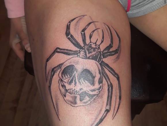 Tattoo machen tattoo cover up in Wuppertal (Lokalität)