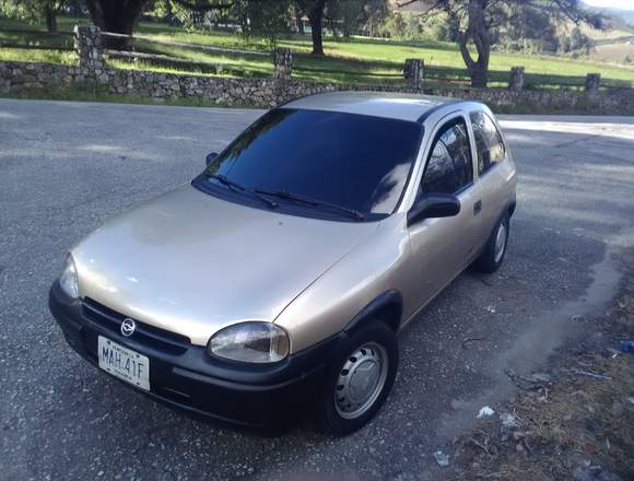 VENDO BELLO CORSA AÑO 98 en Libertador (Municipio)