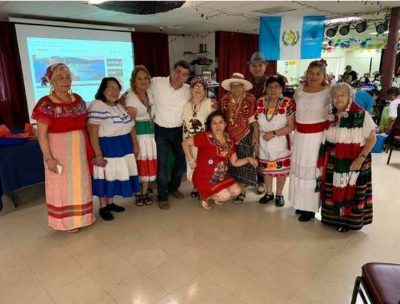 Cocinera de tamales tipicos Hondureños