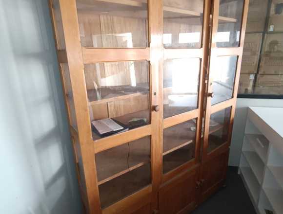Mueble de madera palo blanco en Ciudad de Guatemala (Municipio)