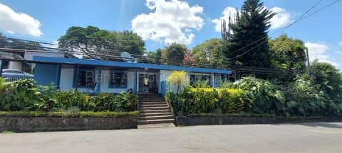 Se vende casa en Jesus Heredia #26-1647 en Jiménez (Cantón)
